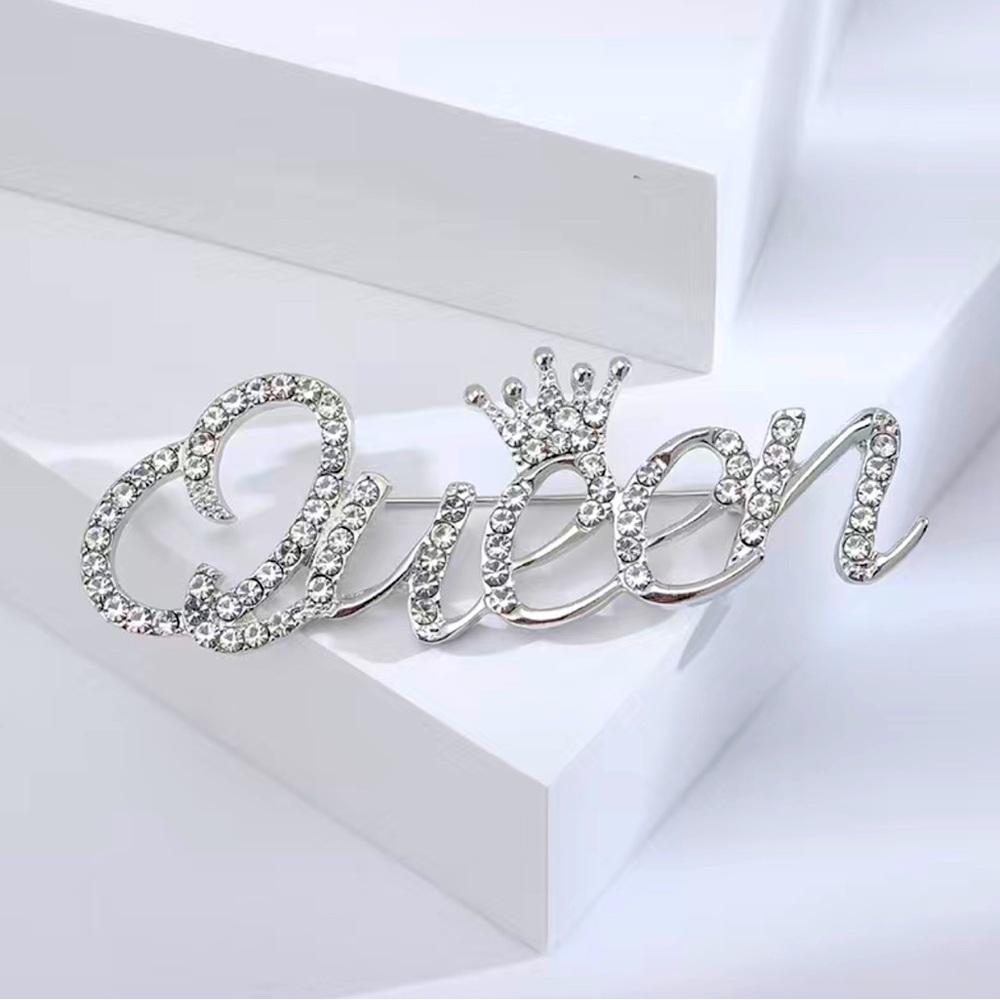 💐🔴Queen with crown Elegant Brooch MEDIUM